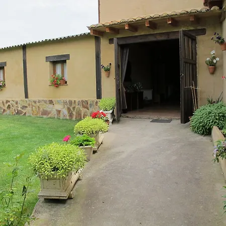 San Pelayo Hostel Villarente