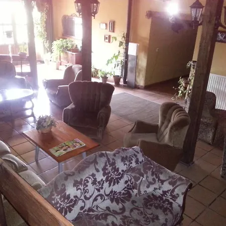 Hostel San Pelayo Villarente